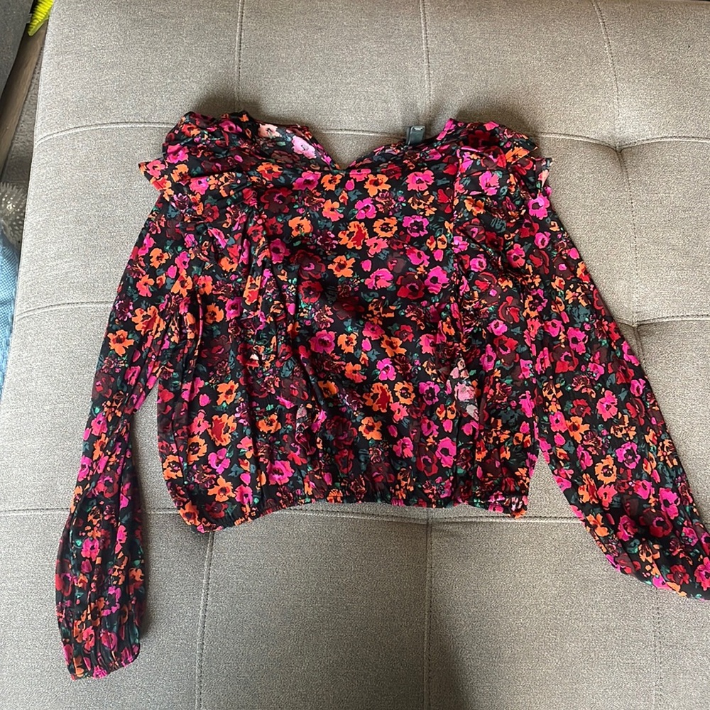 Target Wild Fable floral long sleeve. Size medium